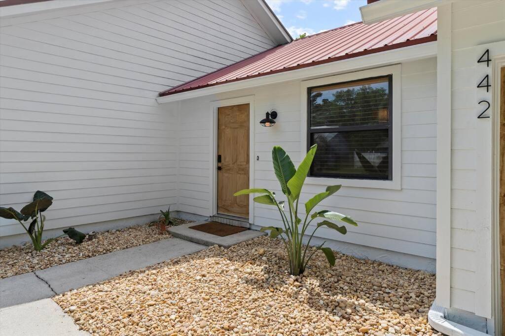 Spacious Home Near Beach, Large Yard, Game Room And Dog Friendly Jacksonville Esterno foto